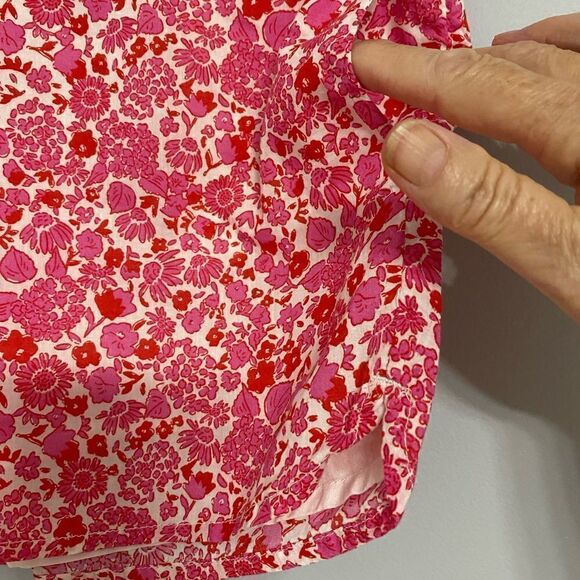 Vineyard Vines Short Kids Size L - Picture 2 of 5